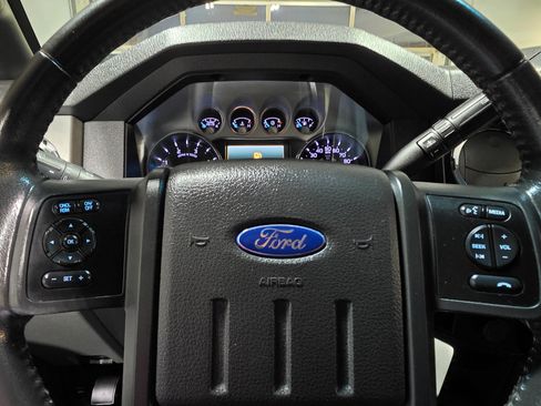 Used 2014 Ford F250 Lariat w/ Chrome Package image 28