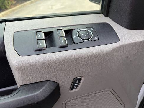 Used 2019 Ford F350 XL w/ Power Equipment Group image 16