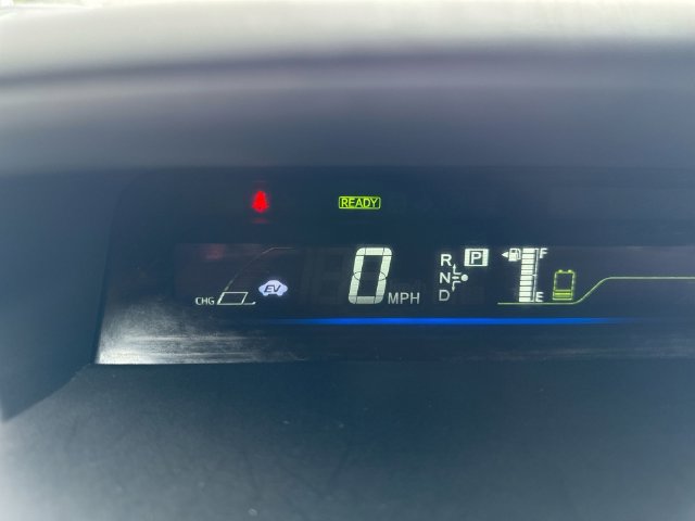 Used 2012 Toyota Prius V Five FWD image 11