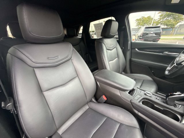 Certified 2023 Cadillac XT5 Premium Luxury AWD/4WD image 23