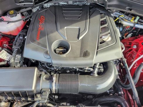 New 2025 Alfa Romeo Stelvio Sprint w/ Convenience Package image 20