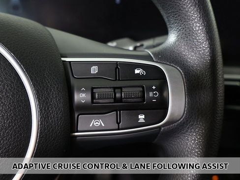 Used 2025 Kia K5 LXS image 3