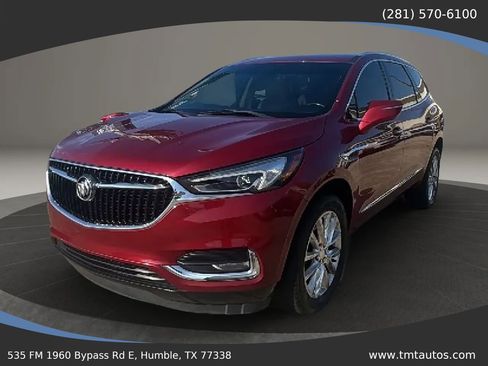 Used 2019 Buick Enclave Essence w/ LPO, Luxury Package FWD image 2