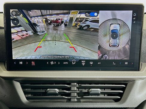 New 2026 Ford Explorer ST-Line AWD/4WD image 19