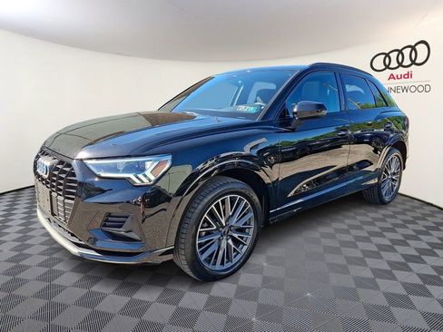 Certified 2023 Audi Q3 2.0T Premium w/ Convenience Package AWD/4WD image 3