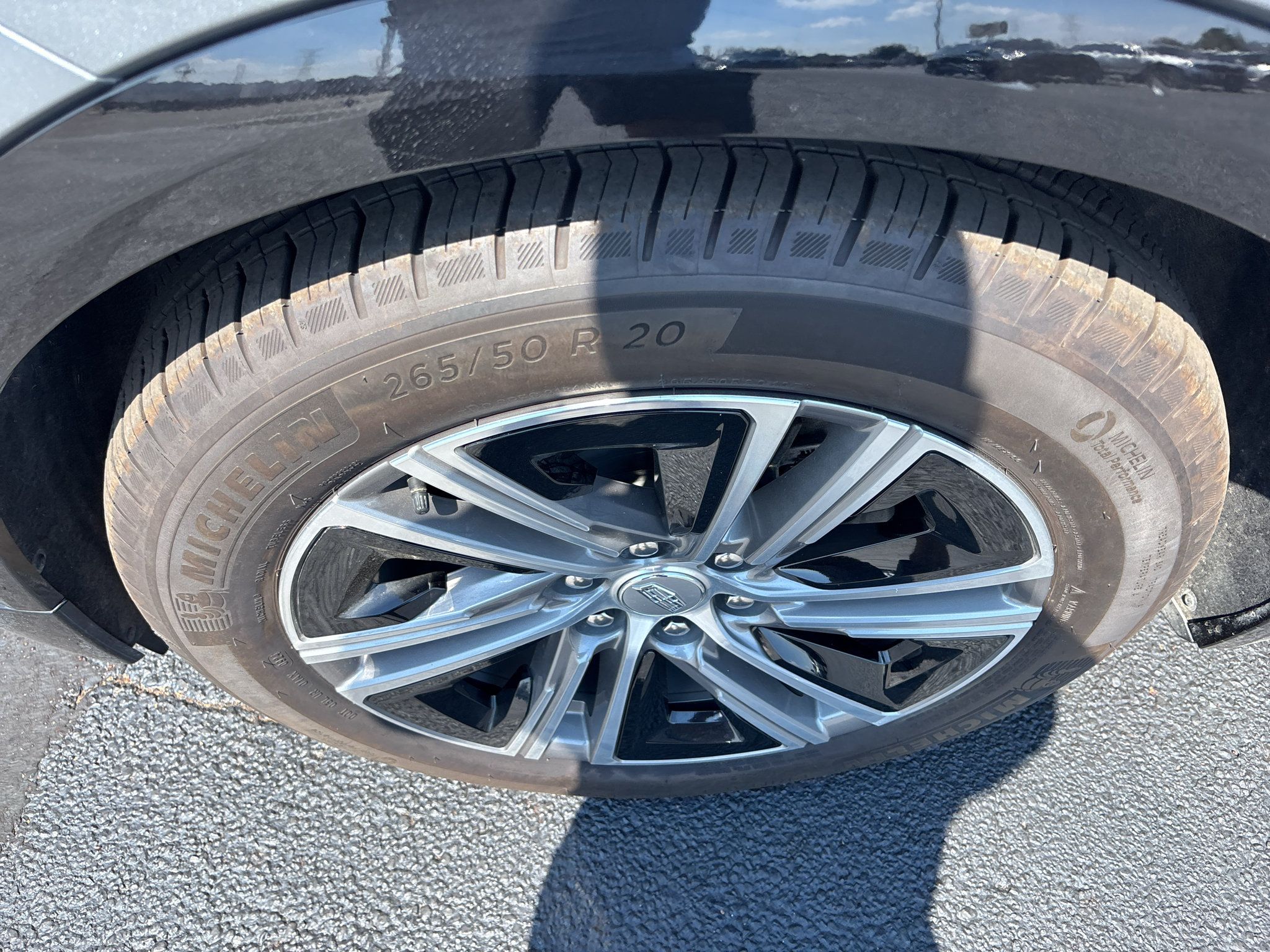 Used 2024 Cadillac Lyriq Luxury RWD image 13