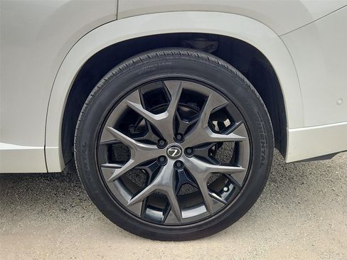 Used 2024 Lexus TX 500h AWD w/ Technology Package image 31