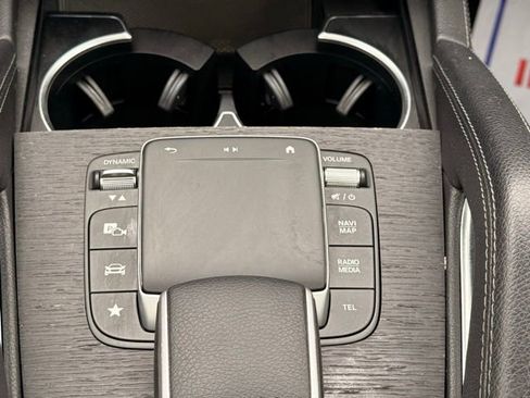 Used 2022 Mercedes-Benz GLE 350 4MATIC image 32