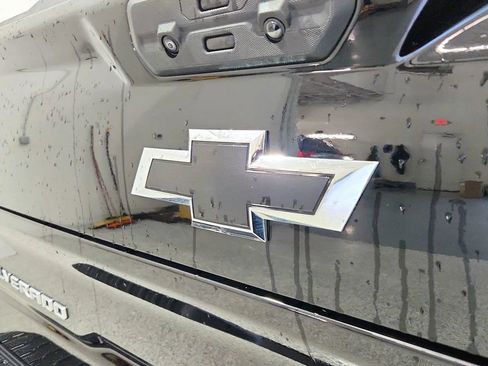 Used 2025 Chevrolet Silverado 1500 LT Trail Boss w/ Convenience Package II AWD/4WD image 38