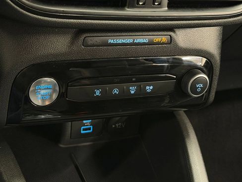 Certified 2023 Ford Escape ST-Line Select w/ Tech Pack #1 AWD/4WD image 17