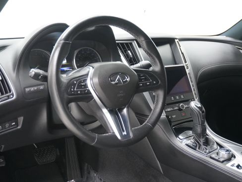 Used 2017 INFINITI Q60 w/ Premium Plus Package 2.0T RWD image 10