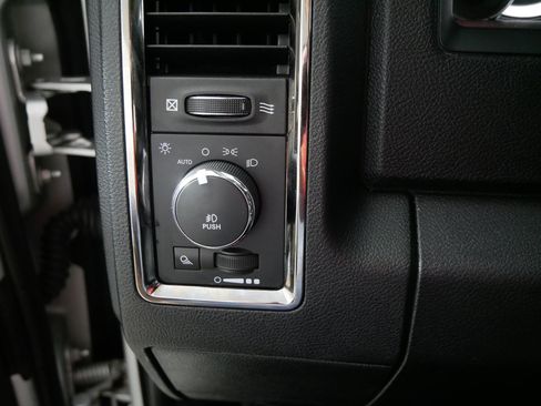 Used 2014 RAM 1500 Sport w/ Convenience Group AWD/4WD image 26