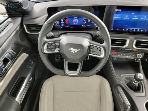Used 2025 Ford Mustang GT Premium w/ GT Performance Package RWD image 26
