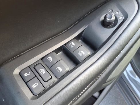 Certified 2024 Jeep Grand Cherokee L Limited w/ Luxury Tech Group II image 20