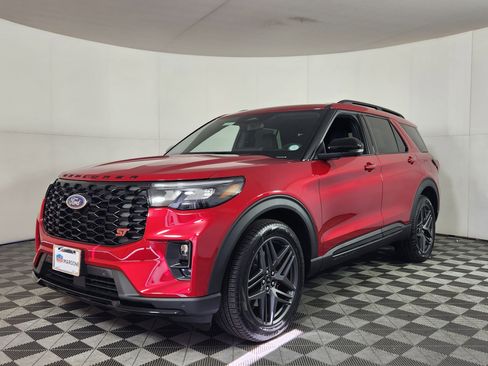 New 2026 Ford Explorer ST w/ Sun And Sound Package image 3