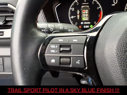 Used 2024 Honda Pilot TrailSport image 19