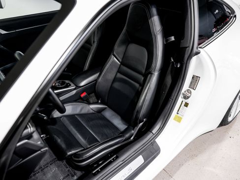 Used 2021 Porsche 911 Carrera S image 23