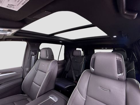 Used 2025 Cadillac Escalade Premium Luxury w/ Touring Package AWD/4WD image 23