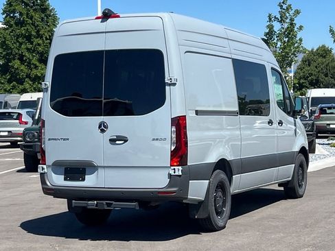 Used 2024 Mercedes-Benz Sprinter 144 Cargo image 5