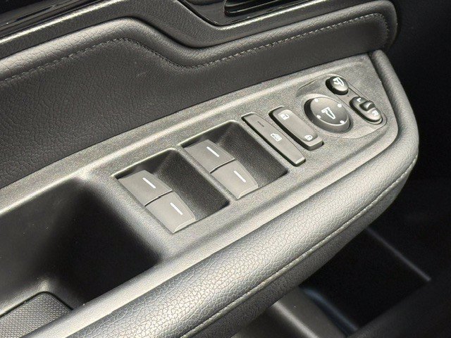 Used 2025 Honda Odyssey Elite image 45