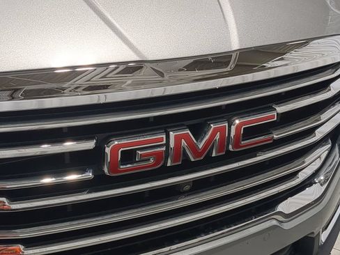 Used 2024 GMC Terrain SLT w/ Infotainment Package II AWD/4WD image 15