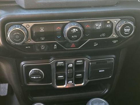 Used 2020 Jeep Wrangler Unlimited Sport S AWD/4WD image 15