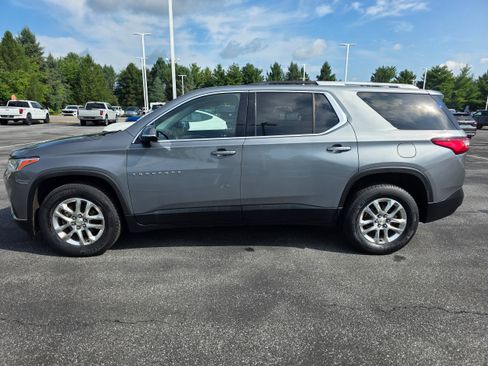 Used 2018 Chevrolet Traverse LT AWD/4WD image 2