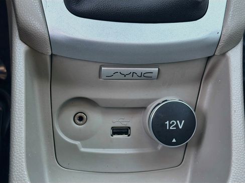 Used 2016 Ford Fiesta SE FWD image 24