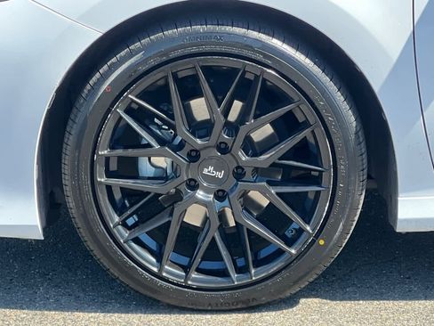 Used 2018 Toyota Camry LE FWD image 28
