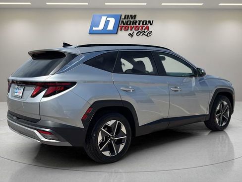 Used 2025 Hyundai Tucson SEL FWD image 5