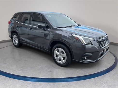 Used 2023 Subaru Forester image 4