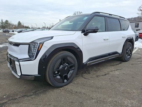 New 2026 Kia EV9 GT-Line image 3