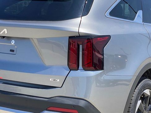 New 2026 Kia Sorento EX FWD image 4