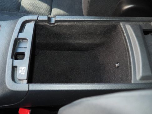 Used 2016 Jeep Grand Cherokee Laredo image 23