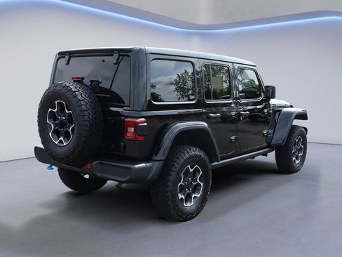 Used 2023 Jeep Wrangler Unlimited Rubicon 4xe w/ Cold Weather Group AWD/4WD image 8