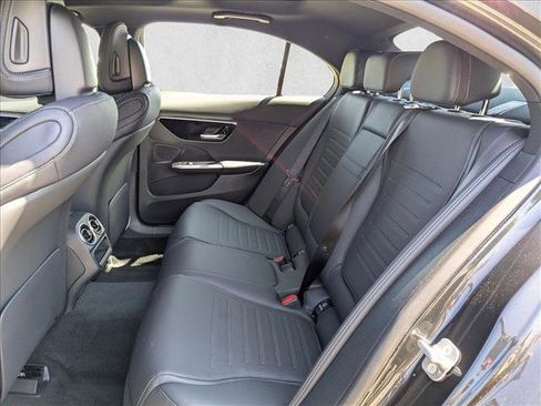 Used 2025 Mercedes-Benz C 300 Sedan image 16