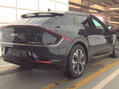 Used 2023 Kia EV6 Wind AWD/4WD image 3