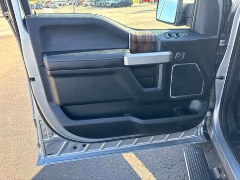 Used 2020 Ford F150 Lariat w/ Equipment Group 502A Luxury AWD/4WD image 24