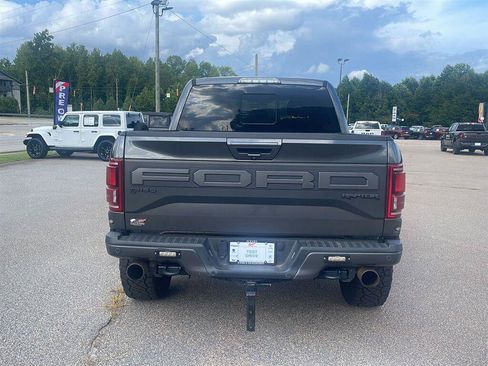 Used 2019 Ford F150 Raptor w/ Equipment Group 802A Luxury AWD/4WD image 4