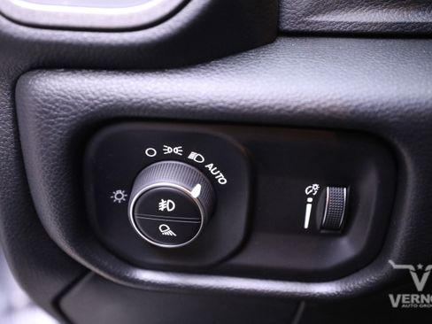 New 2026 RAM 2500 Tradesman image 16