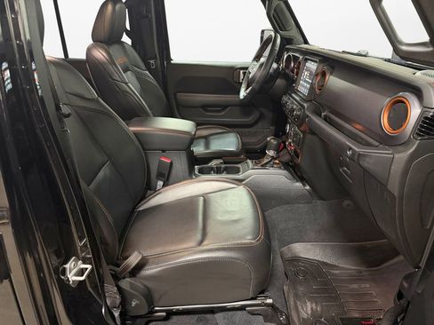 Used 2022 Jeep Gladiator Mojave image 9