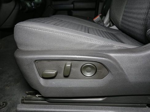 Used 2023 Chevrolet Silverado 1500 Custom image 32