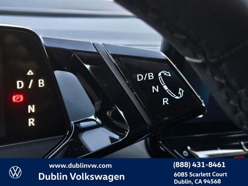 Used 2023 Volkswagen ID.4 Pro S image 21