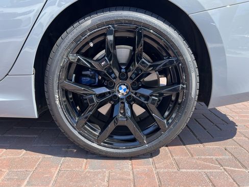 Used 2025 BMW 330i Sedan w/ M Sport Package image 13