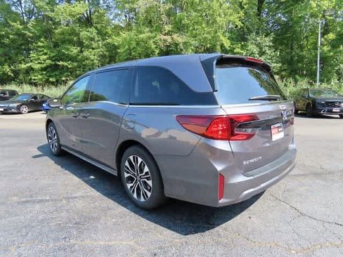 New 2026 Honda Odyssey Elite image 4