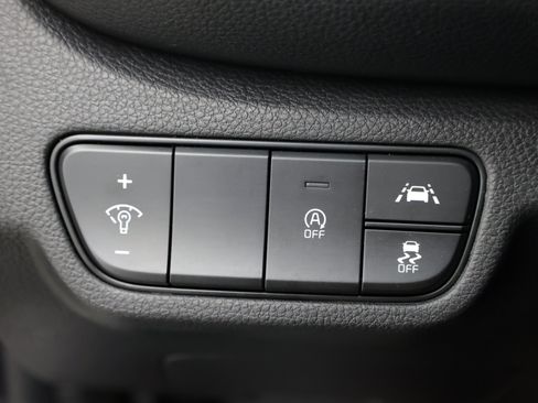 Used 2023 Kia Seltos S FWD image 17