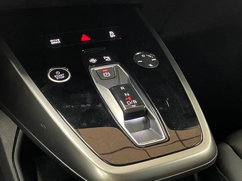 Used 2023 Audi Q4 e-tron Premium Plus w/ Premium Plus image 35