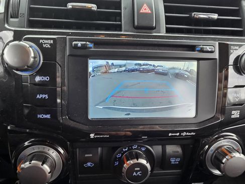 Used 2016 Toyota 4Runner Limited image 18