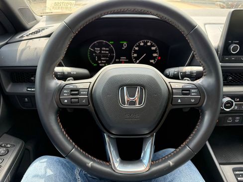 Used 2025 Honda CR-V Sport image 12