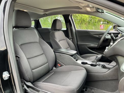 Used 2024 Chevrolet Malibu LT FWD image 25